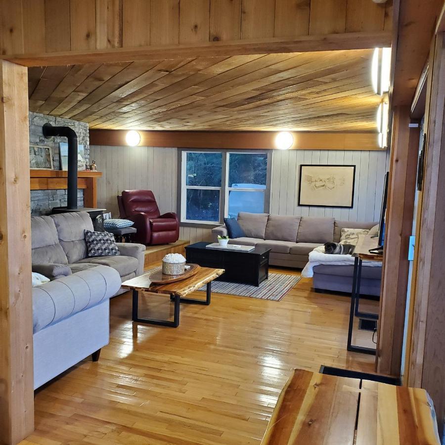 Royal Harrison Retreat Harrison Hot Springs Exterior foto